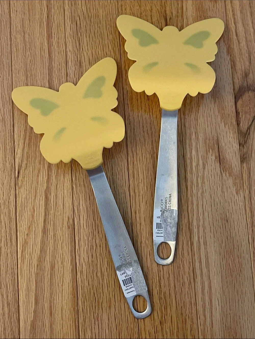 Williams Sonoma Yellow Butterfly Silicone Spatulas with Green Accents - Set of 2